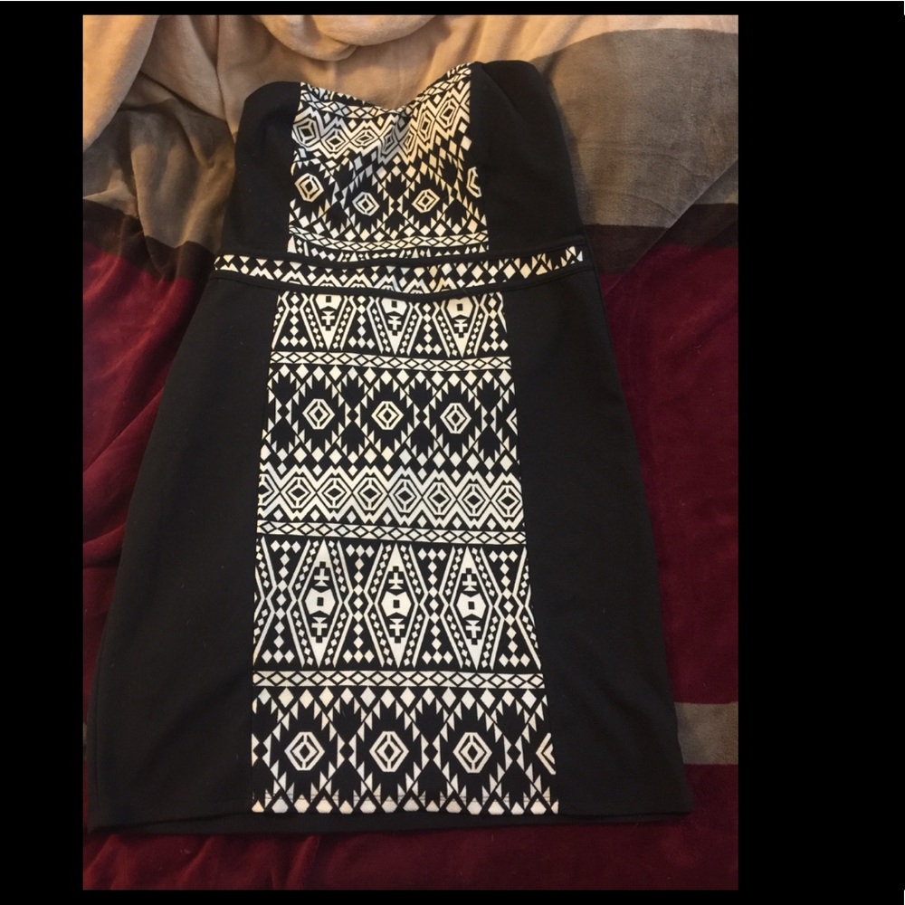 Black and white strapless dress